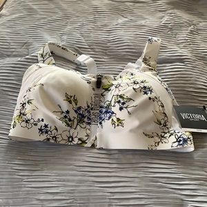 Victoria’s Secret Sports Bra
